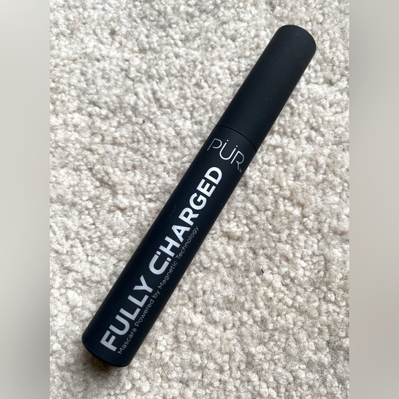 Pur Cosmetics Fully Charged Mascara in black. Brand new, unopened. - Picture 1 of 3